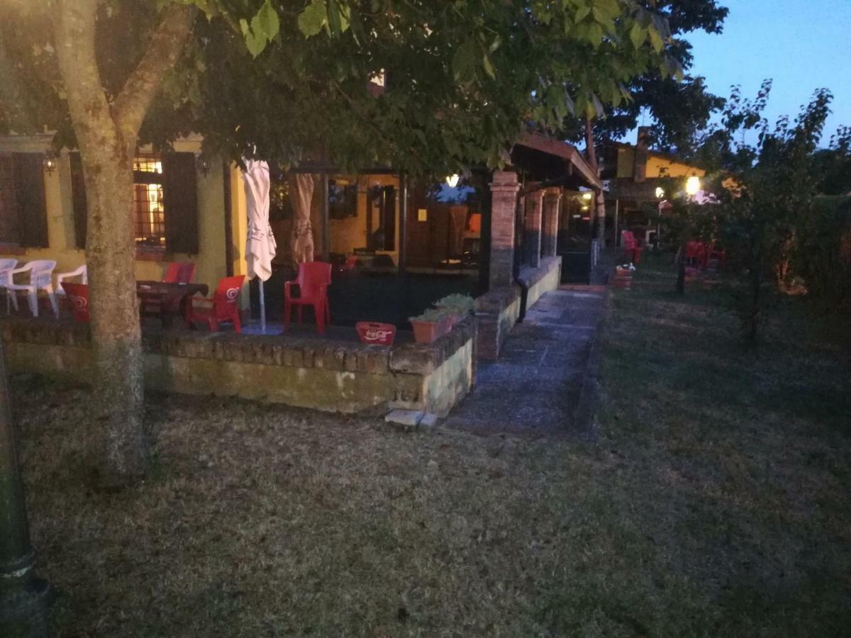 Albergo Residence Al Passatore Camere & Relax Sorbara Exteriör bild